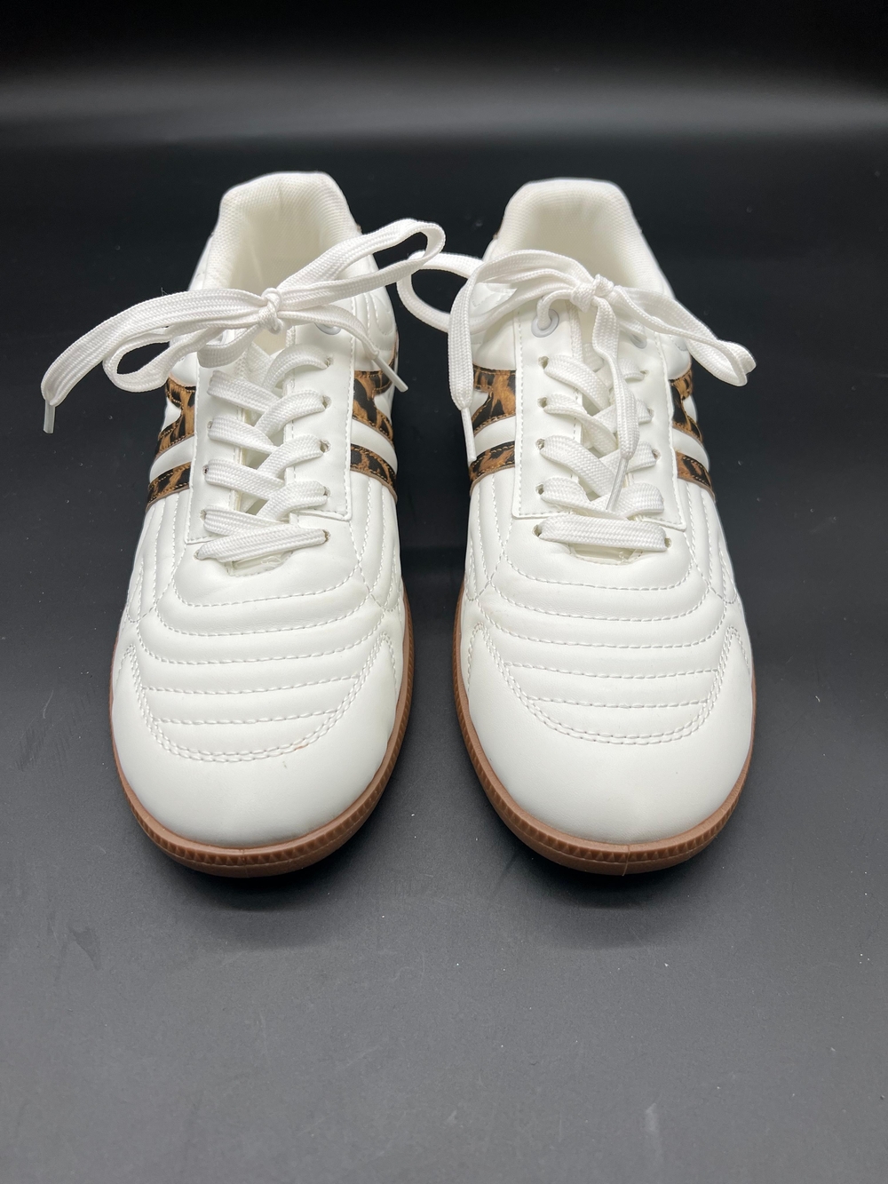 Ontwood White Leopard Print Samba Style Sneakers Size 10